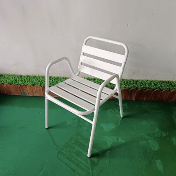 outdoor dining chair