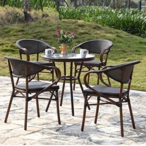 outdoor dining set