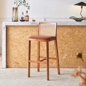 Whisper dining table and chair