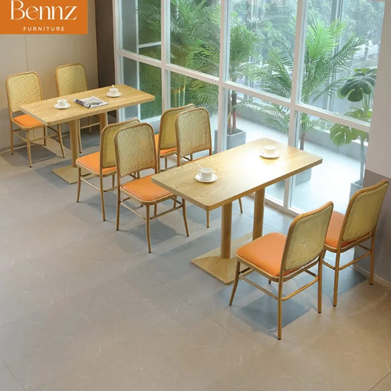 Mira dining set